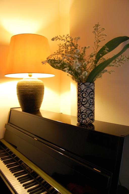 B&B Strasburgo Palermo Luaran gambar